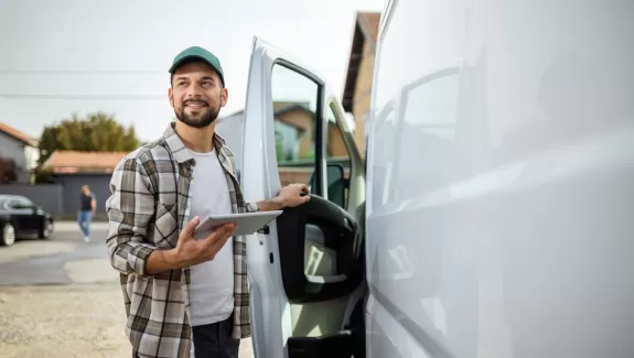 Maximizing Fleet Performance Through Strategic Feedback